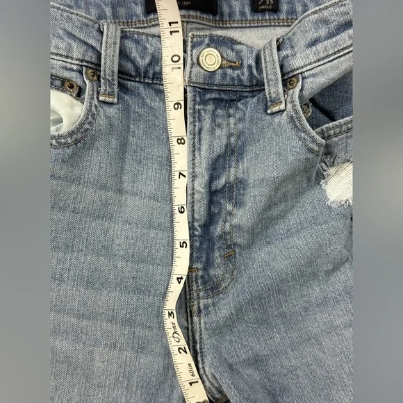 Lucky Brand Drew High Rise Mom Jeans Distressed Light Wash Sz0 - Picture 7 of 9